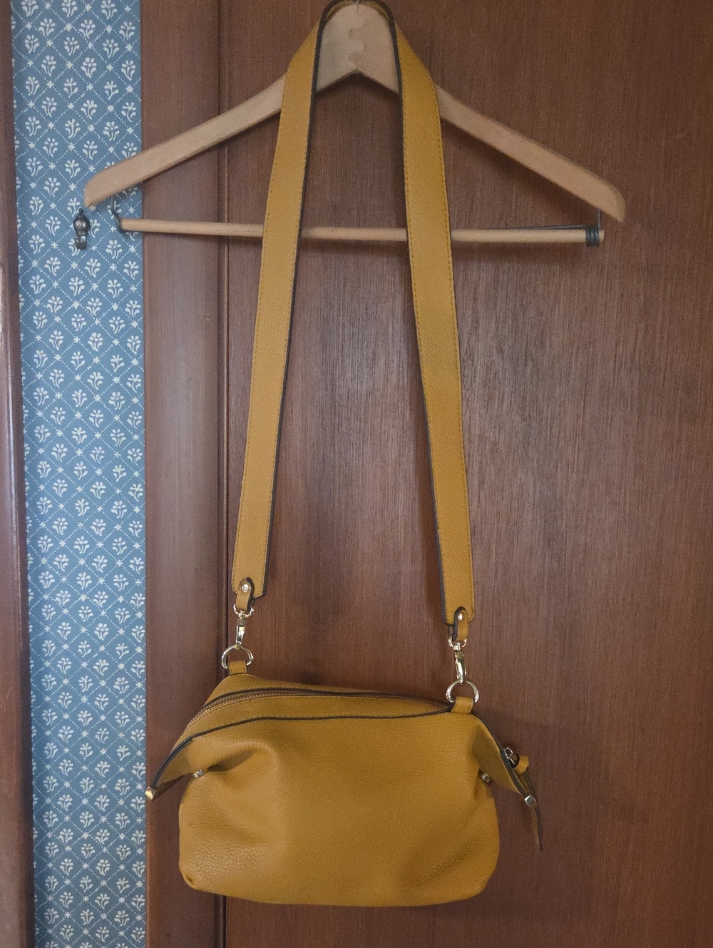 Steve Madden Mustard Yellow Cross Body Bag